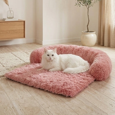 coussin à chat cosmau rose sur le sol