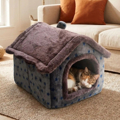 maison pour chat intérieur moukal sur son tapis