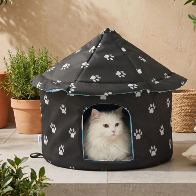 niche pour chat extérieur hiver uriza dans jardin