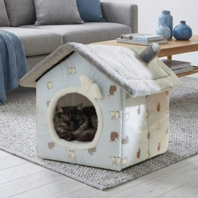 abri chat croumy bleu avec chat