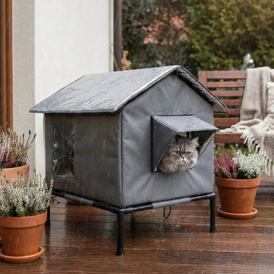 abri extérieur pour chat piloty gris sous la pluie