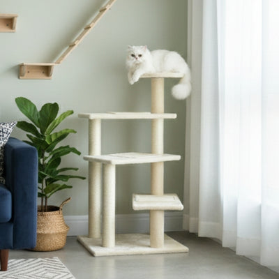 arbre a chat eskalor avec chat qui regarde son parcours chat