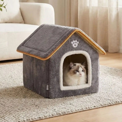 cabane à chat plotus dans salon