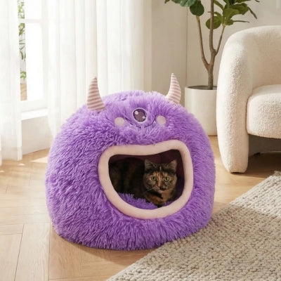 cabane chaton maliar violet avec chat