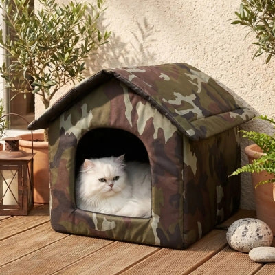 chat niche nimili dans jardin