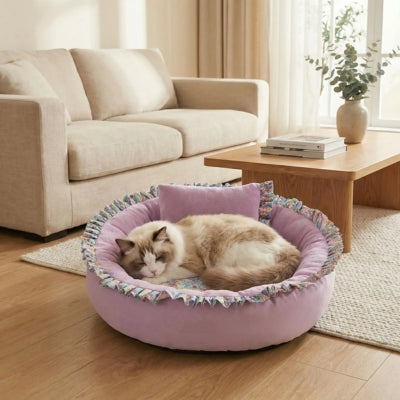 couffin pour chaton findor variante violet avec chat dedans