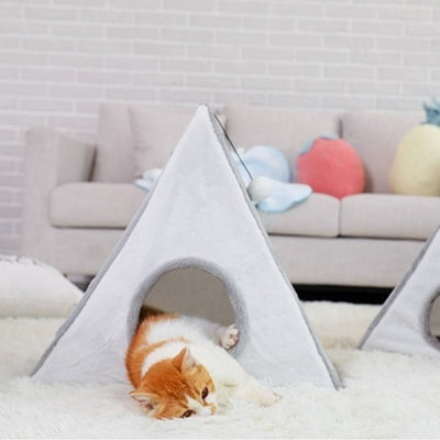 maison pour chats pythos variante gris avec chat qui dort