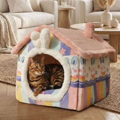 maisons pour chats garipam sur tapis