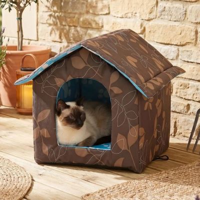 niche à chat extérieur tyraul au soleil