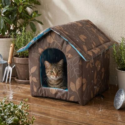niche à chat extérieur tyraul sous la pluie
