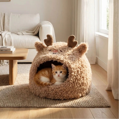 petite niche pour chat loupau design faon avec chat